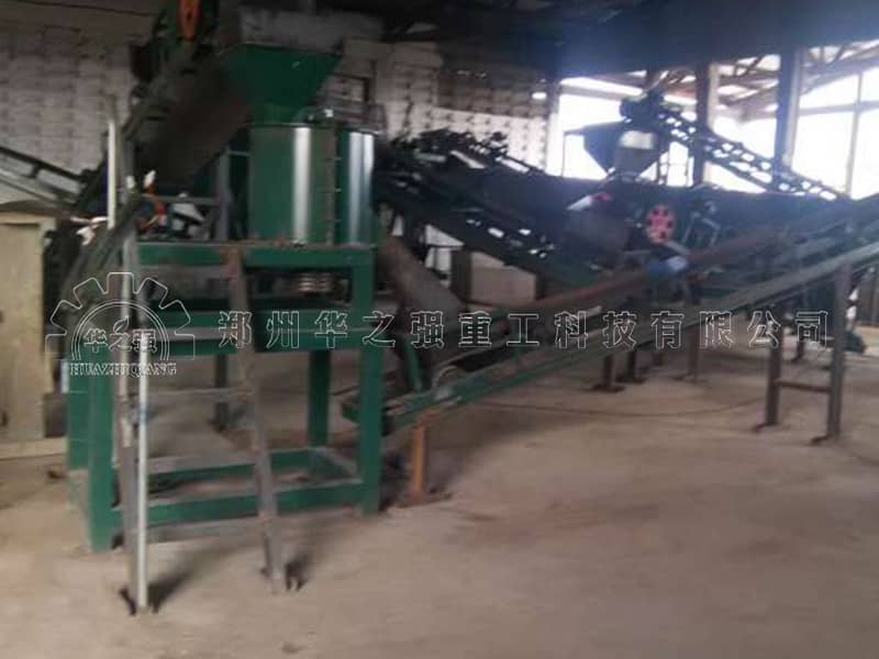 有機(jī)肥發(fā)酵設(shè)備使豬糞有機(jī)肥的發(fā)酵過程變得簡(jiǎn)單